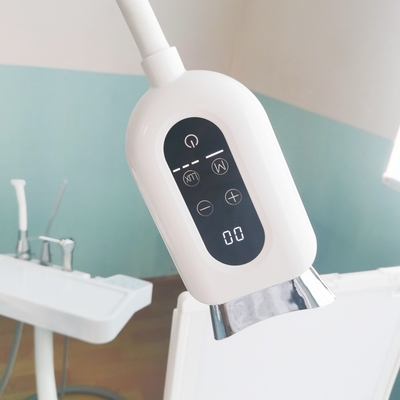 Lâmpada de branqueamento de dentes LED profissional Cadeira dentária montada Máquina de branqueamento de dentes