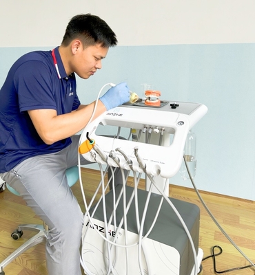 Unidade de carro de dentista Conjunto de tratamento móvel para cirurgia dentária Turbina móvel dentária de baixo ruído 550W Carrinho móvel dentário