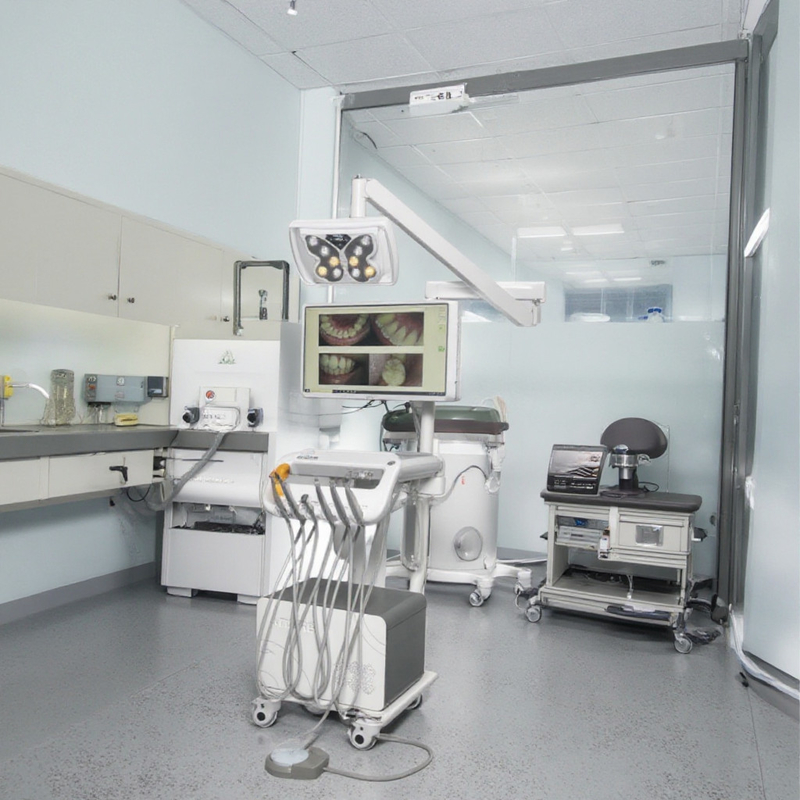 Máquina de tratamento dental de fábrica dental profissional com unidade dental portátil leve com compressor de 550W
