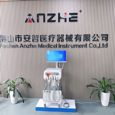 Bom preço. Equipamento de tratamento dental de clínica dental móvel 550W Carrinho de operação dental móvel Unidade portátil dental de design único on-line