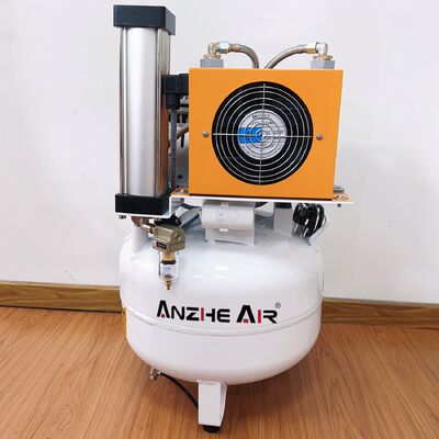 Bom preço. Compressor de ar ultra-silencioso e energéticamente eficiente 32L silencioso sem óleo para clínicas médicas e odontológicas com secador on-line
